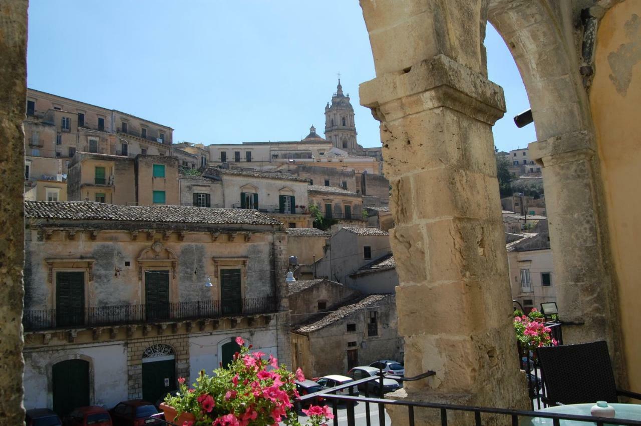 B&B Al Cortiletto Modica Centro Exterior foto